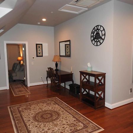 Magnolia Manor B&B Inn Уилямсбърг Екстериор снимка