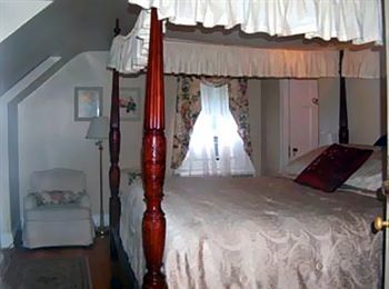 Magnolia Manor B&B Inn Уилямсбърг Екстериор снимка