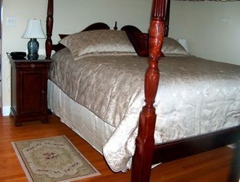 Magnolia Manor B&B Inn Уилямсбърг Екстериор снимка