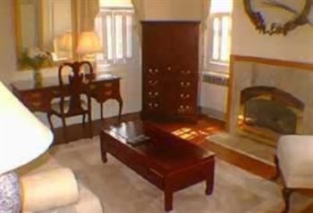 Magnolia Manor B&B Inn Уилямсбърг Екстериор снимка
